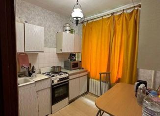 Сдаю 2-ком. квартиру, 48 м2, Москва, улица Малые Каменщики, 18к3, улица Малые Каменщики