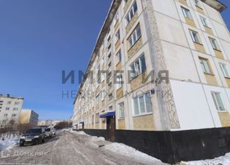 Продается 2-комнатная квартира, 45.4 м2, Магаданская область, улица Берзина, 7А