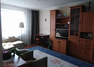 Продается трехкомнатная квартира, 54 м2, Новосибирск, улица Шмидта, 8, метро Золотая Нива