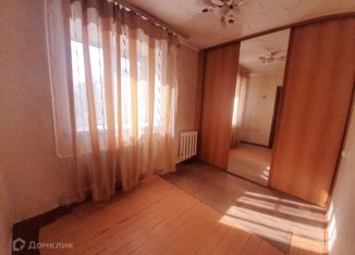 Продаю четырехкомнатную квартиру, 61.5 м2, Курганская область, улица Пичугина, 16