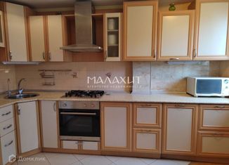 Продаю 3-комнатную квартиру, 68 м2, Самара, Ново-Садовая улица, 38, метро Алабинская