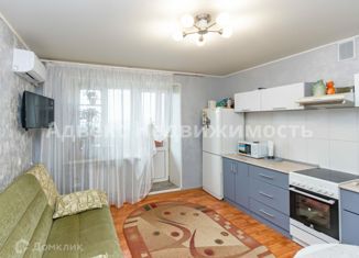 Продается 1-ком. квартира, 42.6 м2, Тюмень, улица Восстания, 19к1