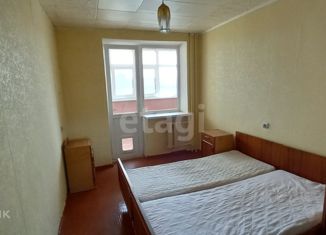 Продается 2-ком. квартира, 50 м2, посёлок городского типа Комсомольское, Зелёная улица, 31