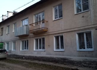 Продается 2-комнатная квартира, 43.4 м2, поселок Пятовский, Советская улица, 17