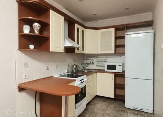 Сдам в аренду 2-комнатную квартиру, 54 м2, Новосибирская область, улица Титова, 11/1