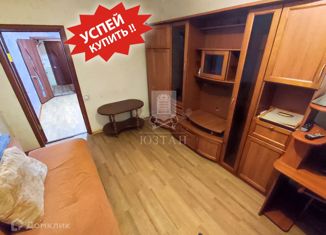 Продам 2-ком. квартиру, 41 м2, Боровск, площадь Ленина, 8