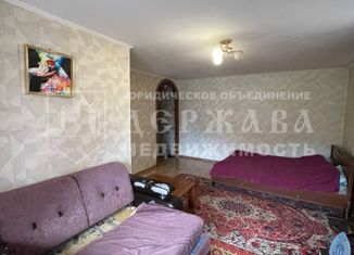 Продам 1-ком. квартиру, 31 м2, Кемеровская область, Весенняя улица, 25