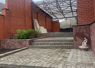 Дом на продажу, 380 м2, деревня Зелёная Поляна, улица Шахтёров, 10