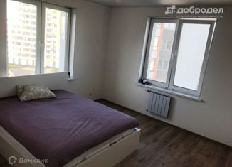 Продажа 3-комнатной квартиры, 81.2 м2, Екатеринбург, улица Павла Шаманова, 5/2, ЖК Аксиома