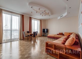 4-комнатная квартира в аренду, 140 м2, Москва, улица Остоженка, 27к2, метро Парк культуры