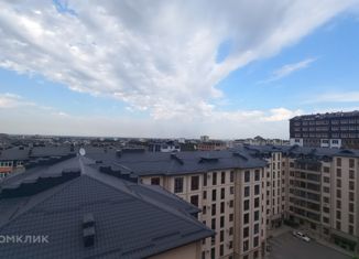 Продаю 3-комнатную квартиру, 120 м2, Нальчик, улица Чернышевского, 201Е, ЖК Солнечный Город