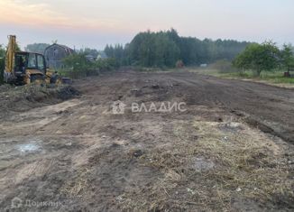 Продаю земельный участок, 30 сот., деревня Уварово, Центральная улица