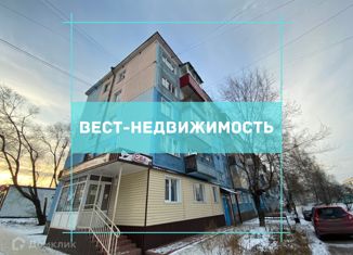 Продам 4-комнатную квартиру, 61.5 м2, Полысаево, Бакинская улица, 1