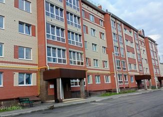 Продаю 1-ком. квартиру, 39 м2, посёлок городского типа Медведево, улица Ленина, 9А