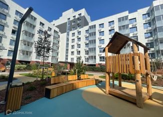 Продаю 2-ком. квартиру, 70.5 м2, Казань, улица Анаса Тазетдинова, 4, ЖК Лето