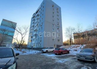 Продается однокомнатная квартира, 32.4 м2, Владивосток, Советский район, проспект 100-летия Владивостока, 124