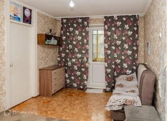 Продается 2-ком. квартира, 45 м2, Новосибирск, Гурьевская улица, 35, метро Речной вокзал