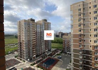 Продается 2-комнатная квартира, 68 м2, Новороссийск, ЖК Классика, улица Котанова, 7к1
