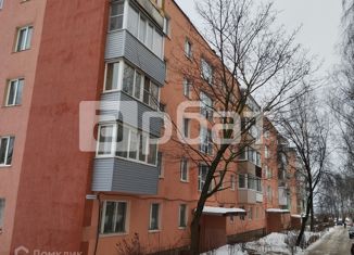 Продам 3-ком. квартиру, 61.5 м2, Костромская область, Профсоюзная улица, 32