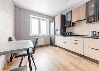 Продам 2-комнатную квартиру, 61 м2, Санкт-Петербург, Парашютная улица, 58, ЖК Каменка