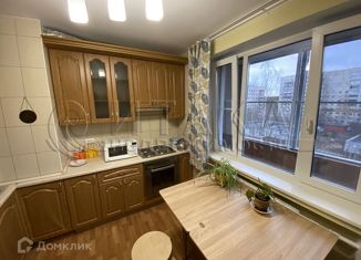 Сдача в аренду 1-комнатной квартиры, 33 м2, Санкт-Петербург, улица Коммуны, 26к4, муниципальный округ Ржевка