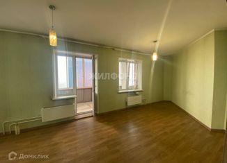 Продается 2-ком. квартира, 62 м2, Абакан, улица Дзержинского, 187