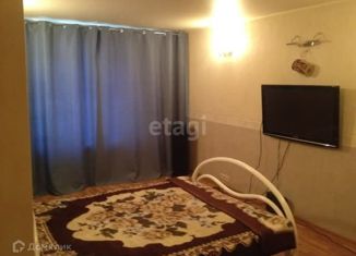 Продам 3-ком. квартиру, 59 м2, Москва, улица Молдагуловой, 18к2, улица Молдагуловой