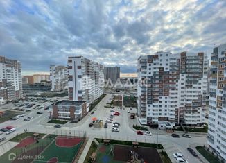 Продажа 2-комнатной квартиры, 70.14 м2, Новороссийск, улица Удалова, 7, ЖК Уютный