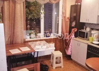 Четырехкомнатная квартира на продажу, 100 м2, Москва, улица Брусилова, 21, улица Брусилова