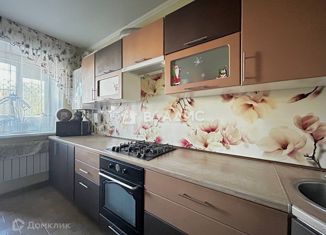 Продам 1-комнатную квартиру, 42 м2, Калуга, улица Фомушина, 5