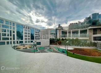 Продам 2-ком. квартиру, 78 м2, Казань, Право-Булачная улица, 51, Вахитовский район