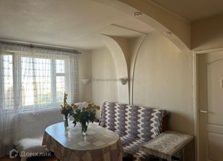 Продаю 3-ком. квартиру, 76 м2, Москва, улица Маршала Голованова, 13, метро Марьино