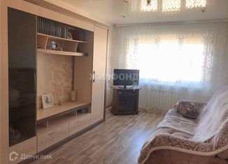 Продаю 2-комнатную квартиру, 43 м2, Осинники, Советская улица, 21