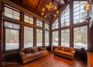 Продается дом, 475 м2, деревня Новоглаголево, 1-я Мишуткинская улица, 68