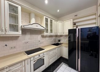 Продаю трехкомнатную квартиру, 125 м2, Тюмень, улица Малыгина, 90, ЖК Паруса