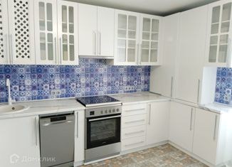 Продам 2-ком. квартиру, 64 м2, село Печерск, Минская улица, 12