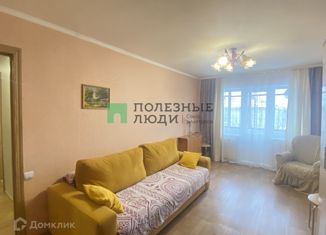 3-комнатная квартира на продажу, 57.4 м2, Барнаул, улица Антона Петрова, 114