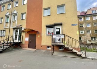 1-комнатная квартира на продажу, 32 м2, Калининград, проспект Калинина, 89