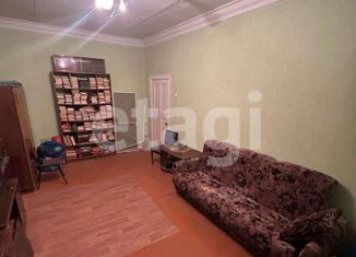 Трехкомнатная квартира на продажу, 80.5 м2, Новомосковск, улица Кукунина, 12