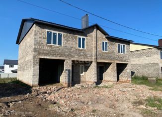 Продается таунхаус, 140 м2, деревня Байрак, Летняя улица, 40