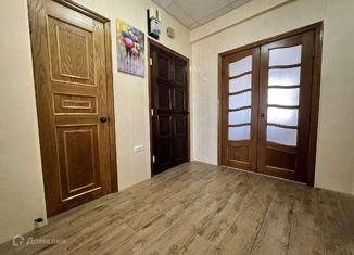 Продаю 2-ком. квартиру, 50.2 м2, Краснодар, Индустриальная улица, 38, Индустриальная улица