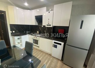 Продается 2-ком. квартира, 47 м2, Волгоград, улица Грибанова, 5, Советский район