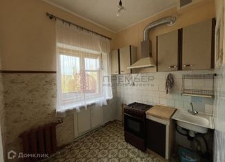 Продаю двухкомнатную квартиру, 43 м2, Волгоградская область, проспект Маршала Жукова, 97