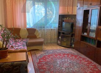 Продается трехкомнатная квартира, 66 м2, Смоленск, улица Рыленкова, 91к1