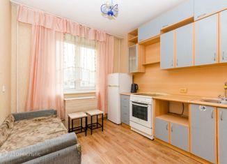 Аренда однокомнатной квартиры, 40.7 м2, Челябинская область, улица Комарова, 127Б