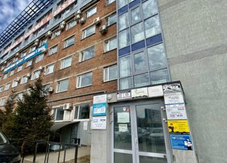 Офис на продажу, 17 м2, Омск, улица Булатова, 100