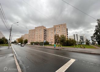 Продается комната, 180 м2, Санкт-Петербург, улица Стойкости, 38к1, метро Проспект Ветеранов