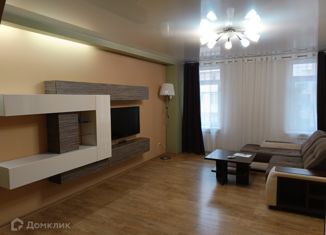 Продажа трехкомнатной квартиры, 107 м2, Волгоградская область, Донецкая улица, 14