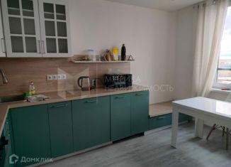 Продам 1-комнатную квартиру, 38 м2, Тюмень, улица Новосёлов, 109