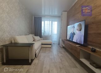 Продается двухкомнатная квартира, 42.4 м2, Крым, улица имени 60-летия Октября, 22